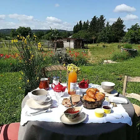 La Ferme Constantin Kır Evi